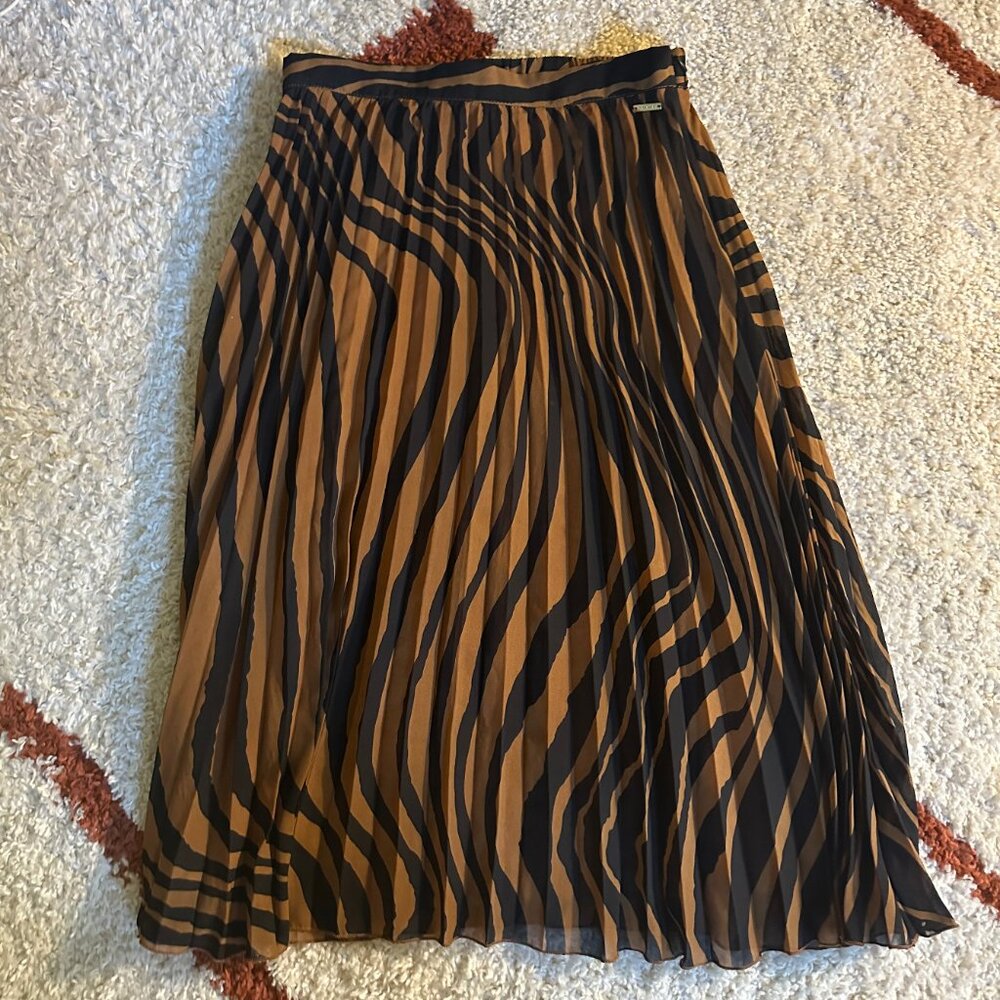 Flowy Skirt